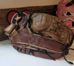 13.5" Nokona AMG-700K Buckaroo Pro Bolt Kangaroo Baseball Glove Right Hand Throw. Fixed Price $249.99.
