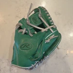 Rawlings Heart Of The Hide PRO206SB-2GGC 11.5" Right Throw Infield Glove Mlb. Fixed Price $170.00.