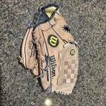 Wilson A1730 Limited Team Series Edition 11.5 Right Handed Throw Baseball Glove. Fixed Price $19.99.