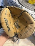 Mizuno GXC-1000 Right Hand Throw Pro Scoop Baseball Catchers Mitt Power Close. Fixed Price $49.00.