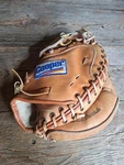Cooper Black Diamond 224 Catchers Mitt Baseball Glove Right Hand Throw. Fixed Price $17.50.