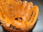 Wilson Crown Web Split 9.5" Glove Pocket T-ball Hunter A2170 Nice Brand New ***. Fixed Price $10.60.