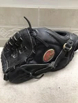 Rawlings GG1000 Boys Broken 12 Gold Labels Baseball Glove Left Hand Throw. Fixed Price $150.00.