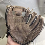 Easton Black Magic Series Baseball Glove EX520 12 Brown Leather Vintage. Fixed Price $30.00.