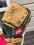 Rawlings Gold RPR03 Player Preferred Series 11.5" Rh Throw Baseball Glove.. Fixed Price $28.00.