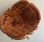 Wilson Advisory Staff Dual Hinge A2491 Baseball 11" Glove Right Hand Thrower. Fixed Price $25.00.