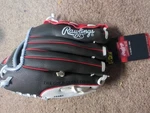 Rawlings PL10DSSW Players Series Glove Lht Basket Web Black Red Age 5 - 7 New. Fixed Price $17.99.
