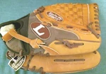 Louisville Slugger LS1200AF 12" Baseball Glove Right Hand Throw Pre-owned. Fixed Price $26.99.