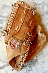Spalding Richie Hebner 42-3255 Leather Baseball Glove Rht Right Hand Throw 11". Fixed Price $28.00.