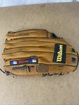 Wilson A2125 AS31 Baseball Glove Rht 13" Mitt Brown Leather Pro Staff. Fixed Price $29.94.