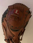 Louisville Catchers Mitt GTPS-205 Right Handed. Fixed Price $28.99.