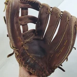 Dudley D-1001 Pro-model Big Baseball Glove Top Grain Cowhide Right Hand Throw. Fixed Price $19.99.