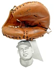 Wilson Jeff Torborg A2570TWIN Action Catchers 11" Mitt Glove Los Angeles Dodgers. Fixed Price $31.99.