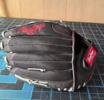 Rawlings Renegade 12.5 Softball Glove R125BGS Zero Shock Rht Black Red. Fixed Price $35.00.