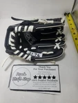 8.5 Inch Kids Baseball Right Handed Glove Dicks Sporting Goods. Fixed Price $12.00.