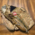 Louisville Slugger Brett Butler 12.5" Cowhide Leather Rht Baseball Glove HBG25F. Fixed Price $19.99.