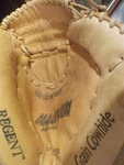 Regent Catchers Mitt Glove Rht Magnum 00127 Right Hand Throw Barely Used 12". Fixed Price $34.99.