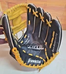 Franklin 22605-11 Youth Baseball Glove; Rh Throw; Field Master Series; Black/tan. Fixed Price $6.00.