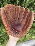 Rawlings RBG224BF Ken Griffey Jr 11" Baseball Glove Mitt Rht Fastback Model. Fixed Price $29.75.