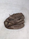 Vtg Louisville Slugger Graig Nettles Signature Model Baseball Glove LSG46N Rht. Fixed Price $13.45.