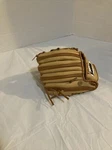 Franklin 4809-9.5 Baseball Catching Mitt Youth Size Right Hand Throw Glove. Fixed Price $25.00.