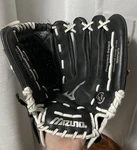 Fastpitch Mizuno Glove Right Hand Throw 12.5 Inches Black Gpsl 1250F3. Fixed Price $32.99.