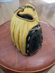 Franklin Baseball Fielding Glove Youth 22607L-10" Left Hand Thrower. Fixed Price $9.75.
