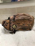Wilson A440 13 Women S/girls Monster Web Fastpitch Softball Glove Right Throw. Fixed Price $75.00.