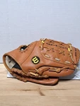John Smoltz 10" Wilson Model Baseball Glove A2175 AS3 Rht Atlanta Braves. Fixed Price $8.36.