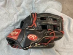 Rawlings Heart Of The Hide Baseball Gold Glove 13 Rht PRO303-6JB. Fixed Price $305.00.