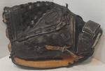 Louisville Slugger LP1250 12.5" Glove Left Hand Baseball Mitt Leather. Fixed Price $22.00.