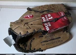 Rawlings 2011 Home Run Derby 12.5 Baseball Glove Right Throw RBG10SO New W/tags. Fixed Price $150.00.
