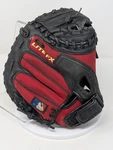 Wilson A0675 CM32 Lite-fx Red Boy Baseball Catchers Mitt Right Hand Throw. Fixed Price $88.09.