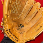 Easton Baseball Glove Rht Competition Series EX1310 Inch Leather. Fixed Price $24.99.