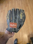 Rawlings RBG36BW 12.5 Inch Rht Baseball Glove The Gold Co (c). Fixed Price $25.00.
