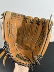 Wilson Pro Staff Series A1870 PS7 Baseball Glove, 13.5 Inch, Dual Hinge Web Rht. Fixed Price $59.99.