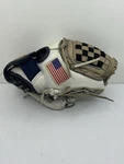 Worth Freedom Baseball Glove Model WF100 10" Pattern Youth Rht. Fixed Price $29.99.
