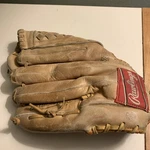 Rawlings Fastback Model Leather Steve Avery RBG4 Rht Baseball Glove. Fixed Price $25.00.
