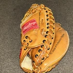 Rawlings Catchers Mitt RCM45 Mike Piazza Model Lite Toe Deep Well Pocket Glove. Fixed Price $39.99.