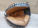 Easton Future Elite 32.5" Baseball Catcher's Youth Mitt FE2325 Right Hand Throw. Fixed Price $49.90.