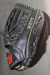Zett Professional Model Softball Glove Black BIG-5000 Rht. Fixed Price $20.00.