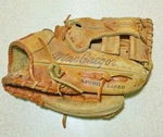 Mac Gregor Ron Cey K2397 Right Hand Throw Pro Mag Leather Baseball Glove. Fixed Price $8.00.