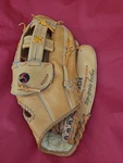 Spalding SC14 42-441+ Baseball Glove Rht Top-grain Leather Competition Series. Fixed Price $20.00.