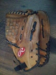 Rawlings Glove RBG80FR 10.5INCH Alex Rodriguez Autograph Model. Fixed Price $15.00.