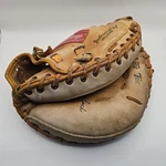 Rawlings Professional Model Catchers Mitt Right Hand Throw, RCM30, Johnny Bench. Fixed Price $49.99.