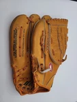 Mizuno MT2000 Pro Baseball Glove Crest Leather Left Hand Throw 11". Fixed Price $29.99.
