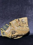 Wilson A2860 Big Scoop Baseball Glove / Mitt, Rht, George Scott. Fixed Price $22.50.
