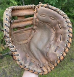 Rawlings Super Size Fastback / 5SB Deep Well Pocket Baseball Glove Rht. Fixed Price $70.00.