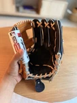 Rawlings Preferred PRO3039-6BSS R2G 11.5" Of Glove Left Hand Throw. Fixed Price $239.00.