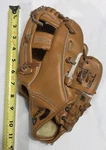 Spalding Competition Series Baseball Glove/mitt 42-083 Youth T-ball Rht, Used. Fixed Price $11.99.